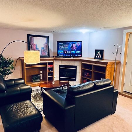 A Classic Homely Basement Suite! Chestermere Экстерьер фото